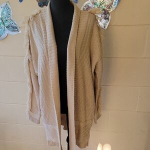 89th & Madison Cream Women's Cardigan
